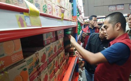 Satgas Pangan Ditreskrimsus Polda Jatim Sidak Bapokting di Pusat Perbelanjaan Surabaya
