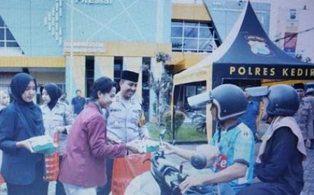 Kapolres Kediri Berbagi Takjil Sejak Hari Pertama Puasa Ramadhan