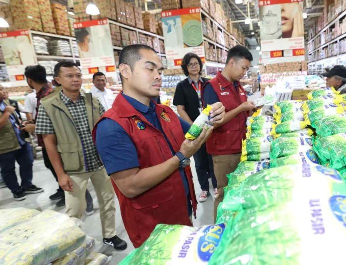 Polda Jatim Cek Izin Edar dan Mutu Pangan Jelang Lebaran