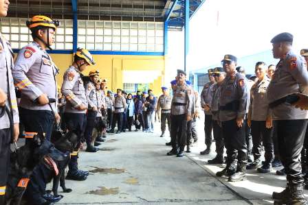 Polri Kembali Kirim 3,8 ton Logistik Operasional Hari Ketiga Pengiriman, Perlengkapan K9 dan Tenda Taktis