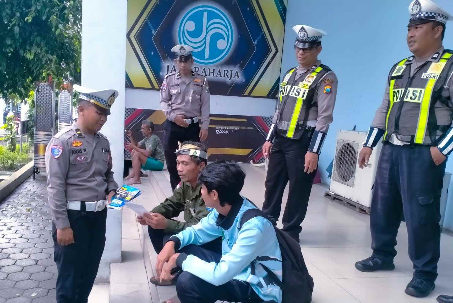 Polres Magetan Masifkan Edukasi Penggunaan Jalan Raya