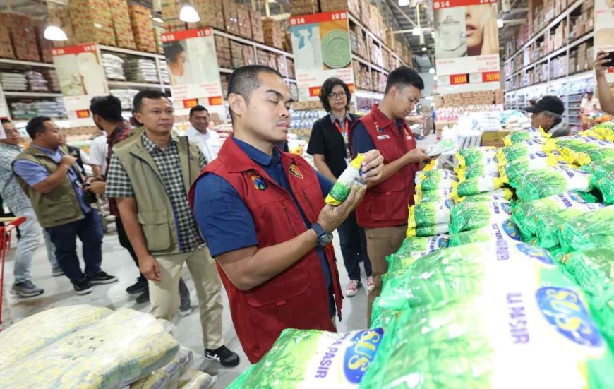 Polda Jatim Cek Izin Edar dan Mutu Pangan Jelang Lebaran