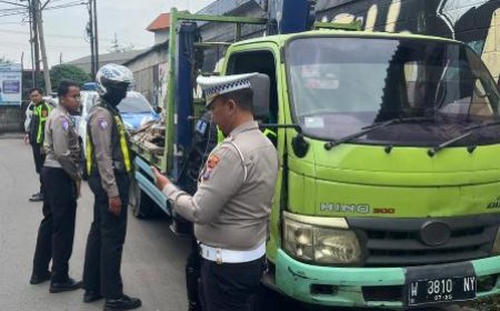 Polres Pelabuhan Tanjungperak Amankan Truk Curian Asal Mojokerto Satu Jam Pascadilaporkan Hilang