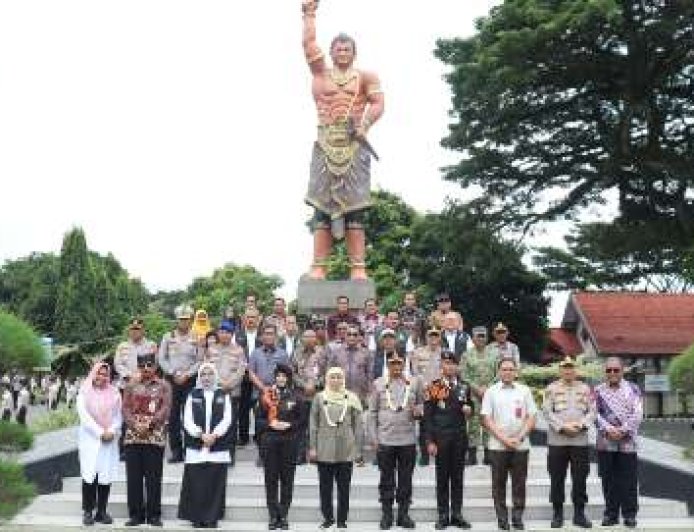 Gubernur dan Kapolda Jatim Resmikan Sarana Prasarana SMAN 2 Taruna Bhayangkara di Banyuwangi