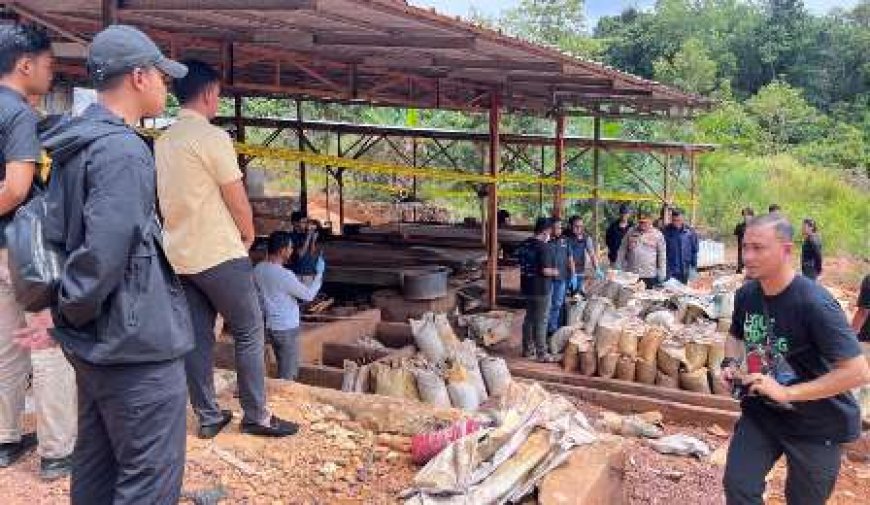 Polri Bongkar Penambangan Ilegal dan Penyelundupan Pasir Timah ke Malaysia, 7 Tersangka Diamankan