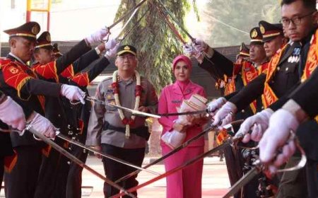 Pedang Porong Iringi Selamat Datang Kapolres Lamongan (yang Baru) AKBP Adityawarman