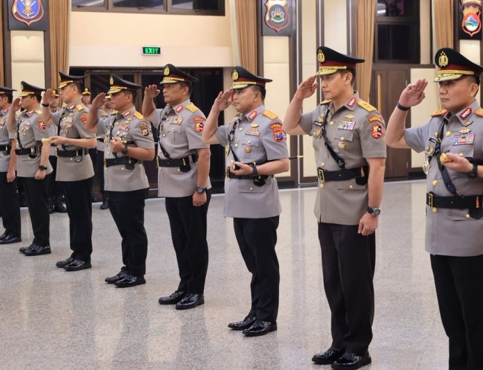 Kapolri Pimpin Sertijab di Mabes Polri